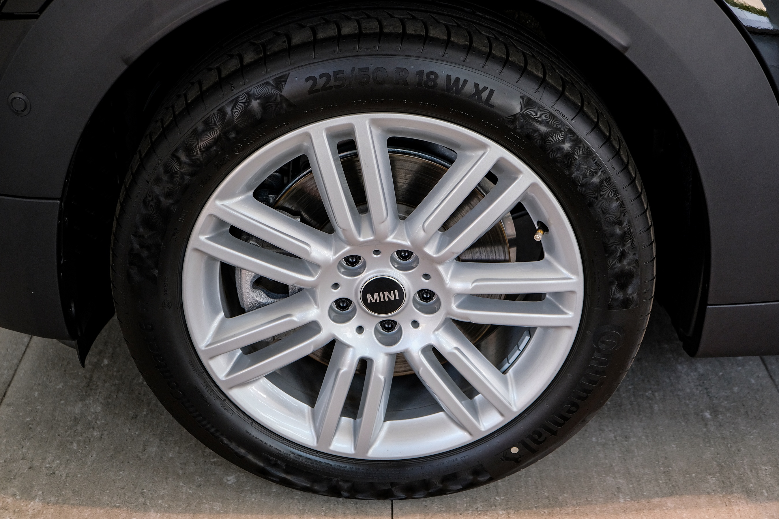 Mini Countryman,  thi truong oto Viet Nam anh 8