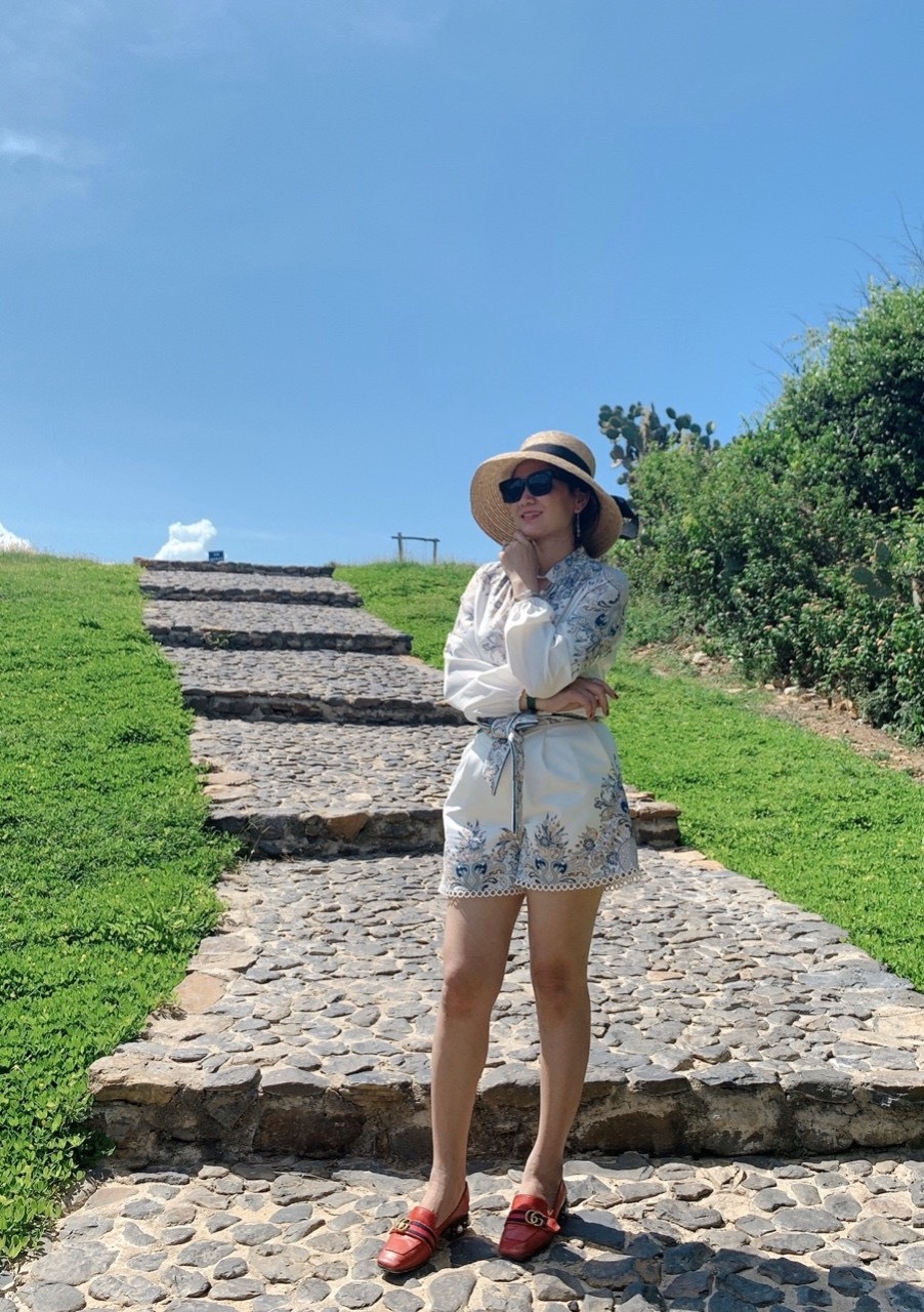 Ha Nguyen Fashion,  thoi trang quy co anh 5