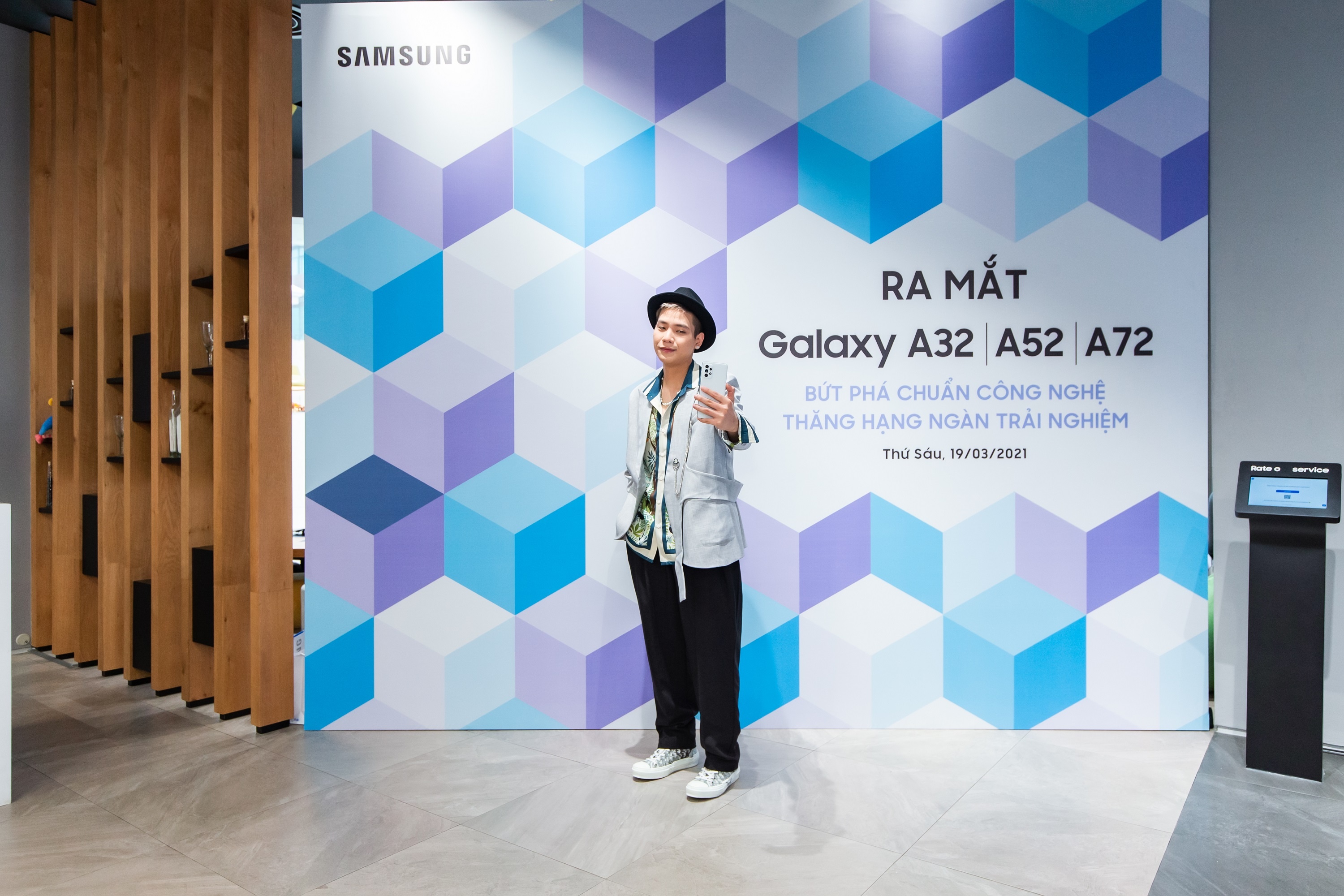 Galaxy A72, Galaxy A52 ảnh 2 Galaxy A72, Galaxy A52 anh 2