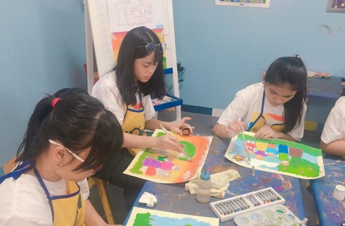 YOLA,  lop hoc he anh 3