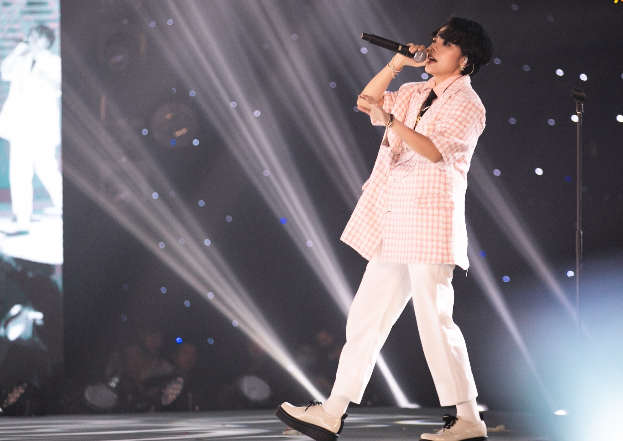 Lazada,  Lazada Super Party anh 9