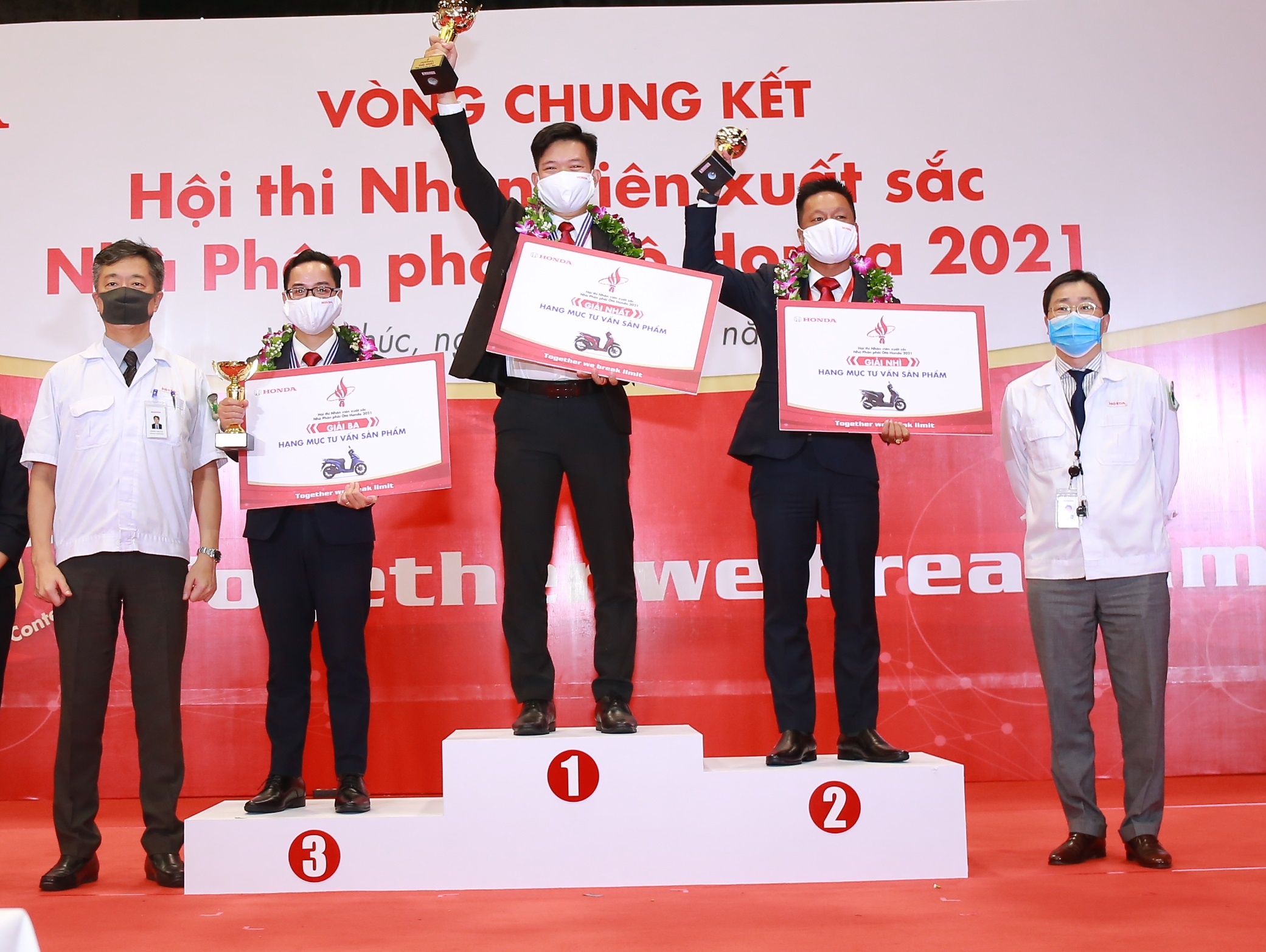 Honda tim ra nguoi thang giai hoi thi nha phan phoi oto xuat sac hinh anh