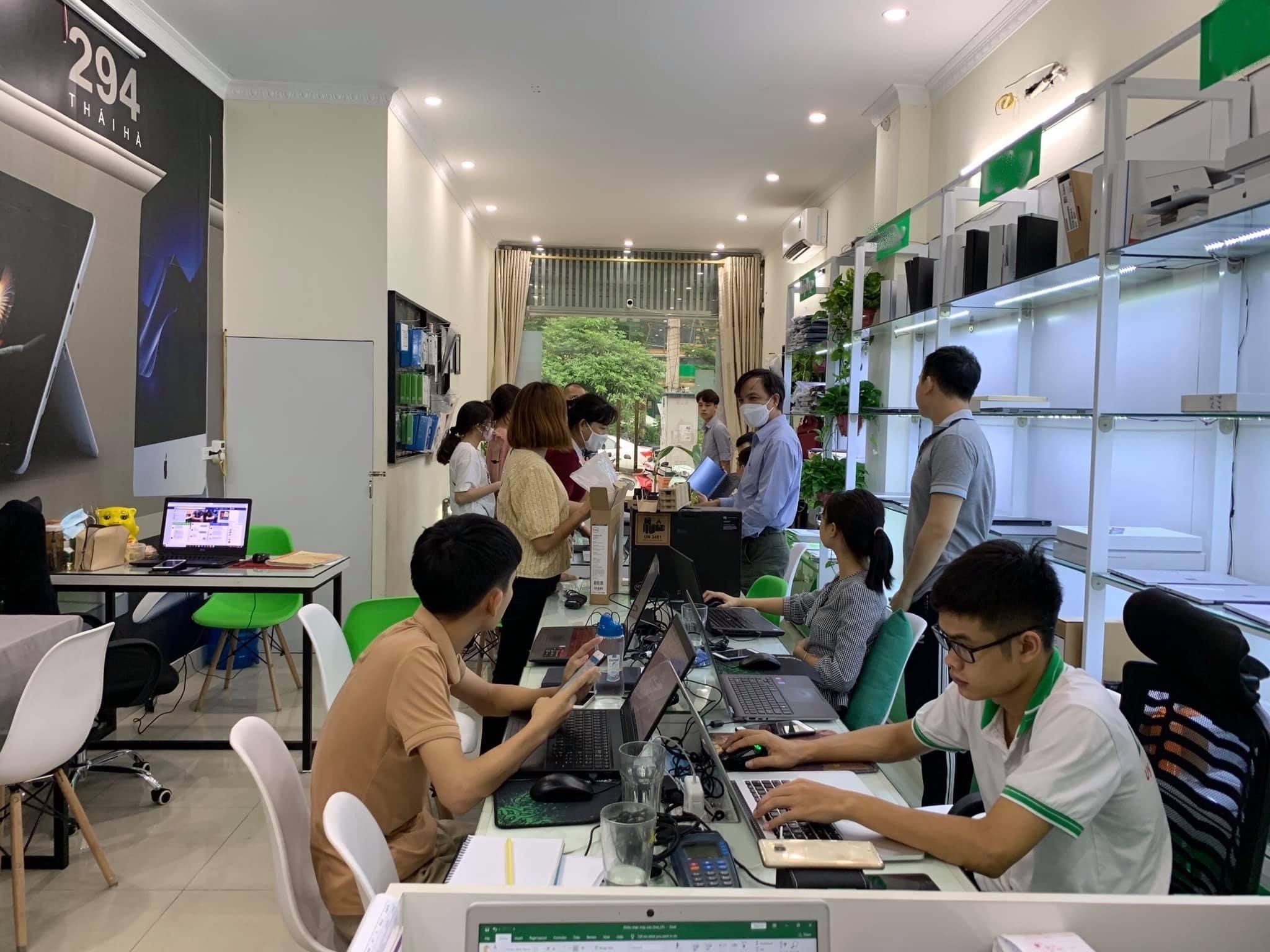 Vu Tuan Anh,  tu van chon laptop anh 1