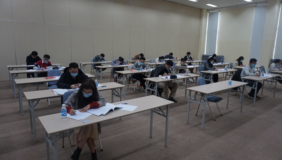 Sinh vien xuat sac tu 18 truong dai hoc nhan giai thuong Honda hinh anh