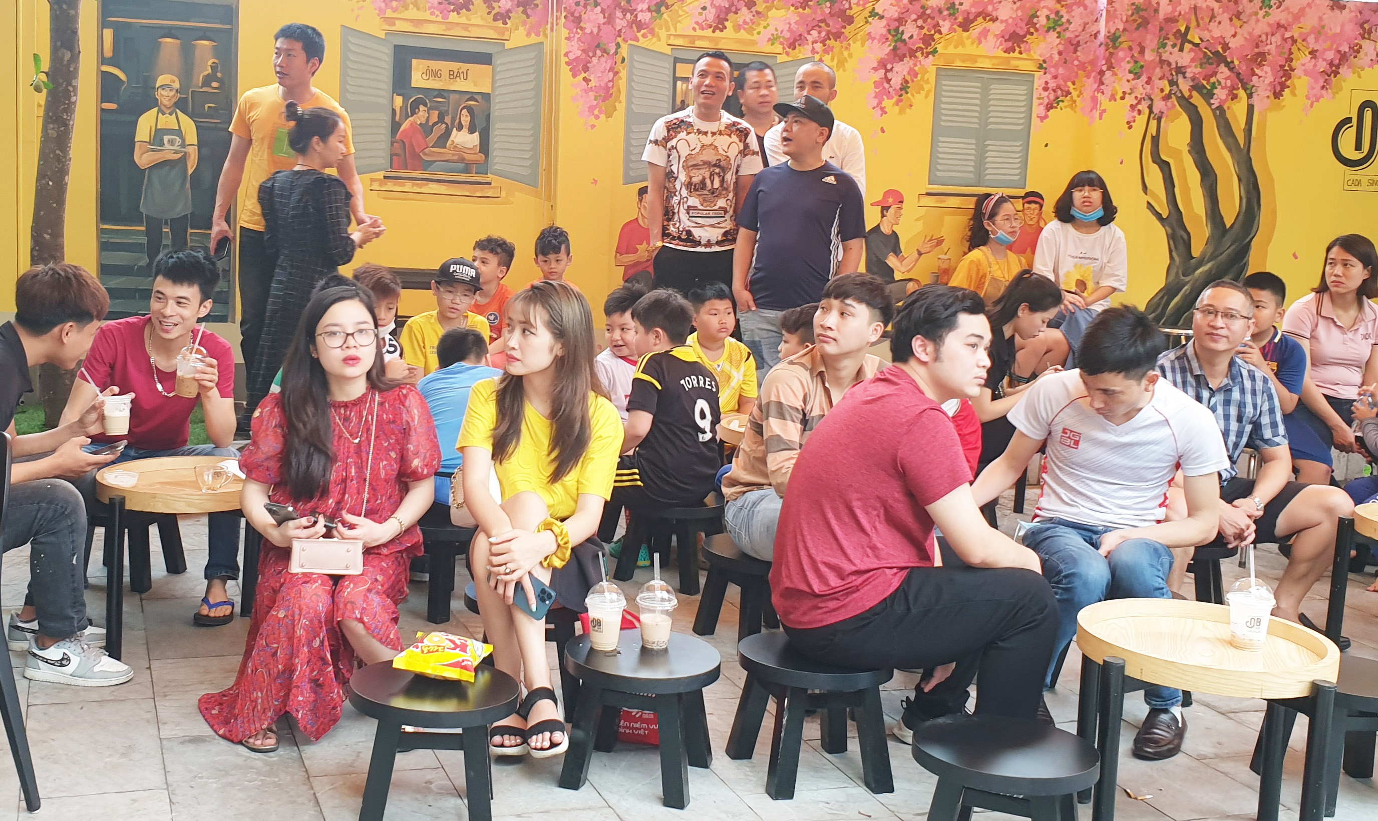 Ca phe Ong Bau anh 2