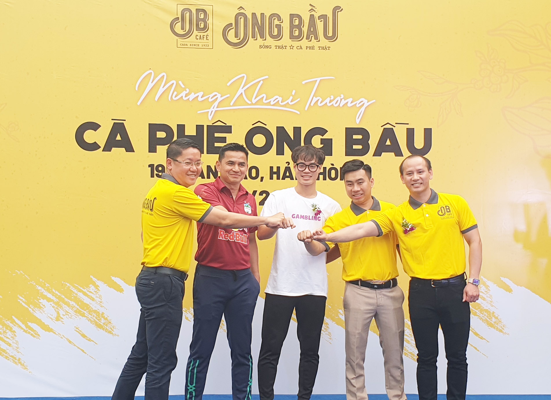 Ca phe Ong Bau anh 3