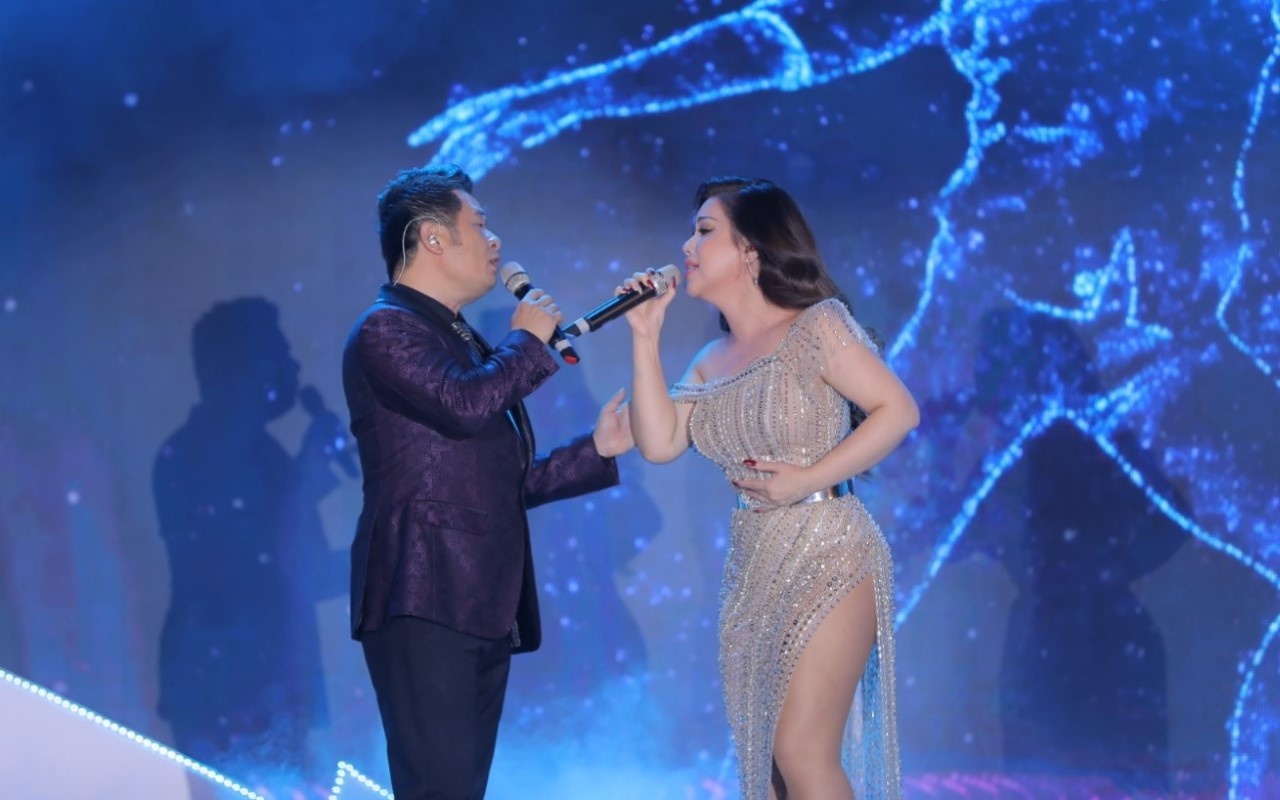 Bang Kieu, Minh Tuyet chay het minh trong dem nhac ‘Chuyen tinh yeu’ hinh anh