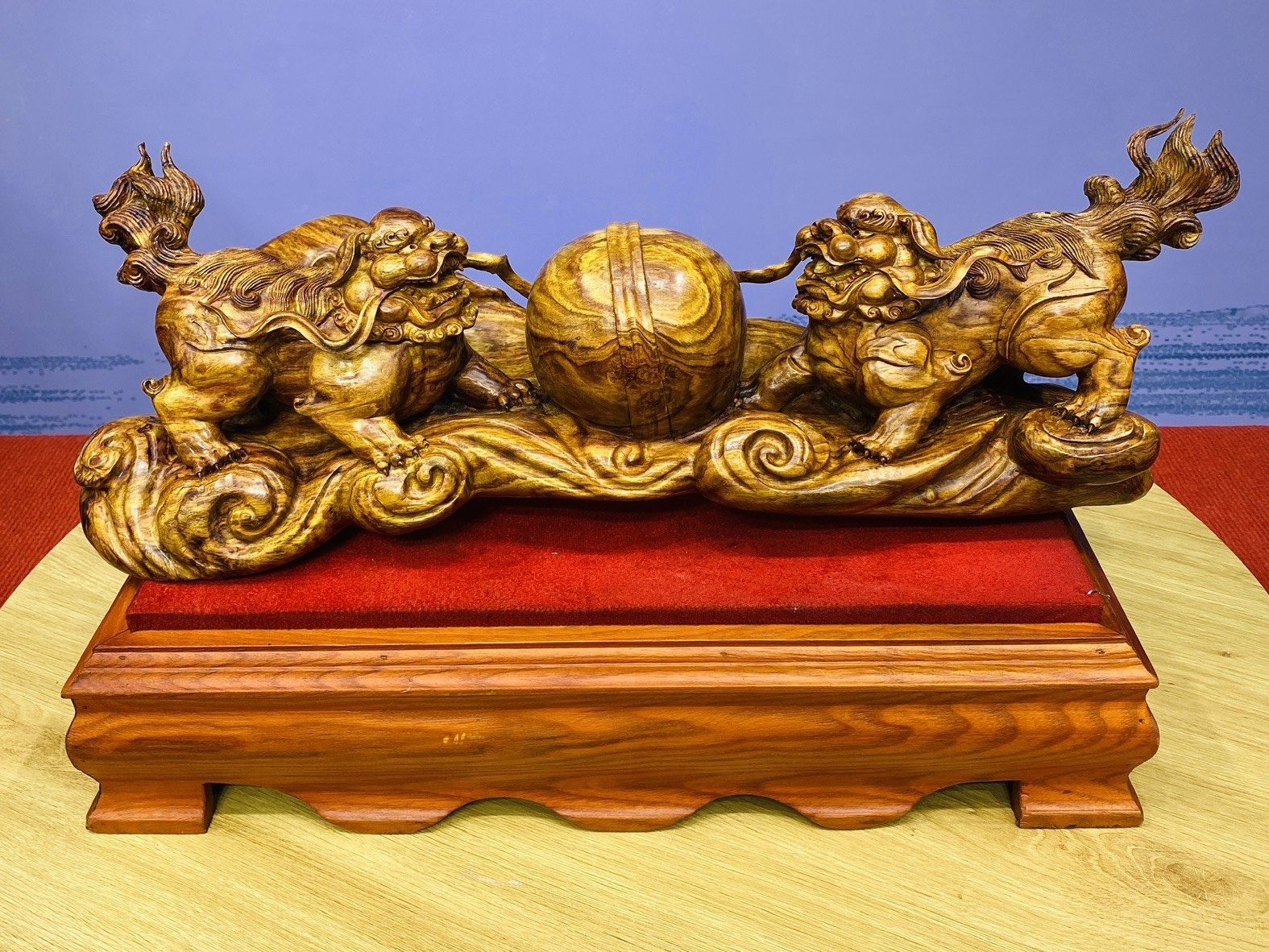 Sam san pham my nghe truyen thong tai The Gioi Do Go VIP hinh anh