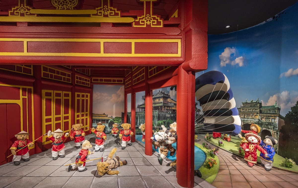 nha gau teddy,  Teddy Bear Museum anh 3