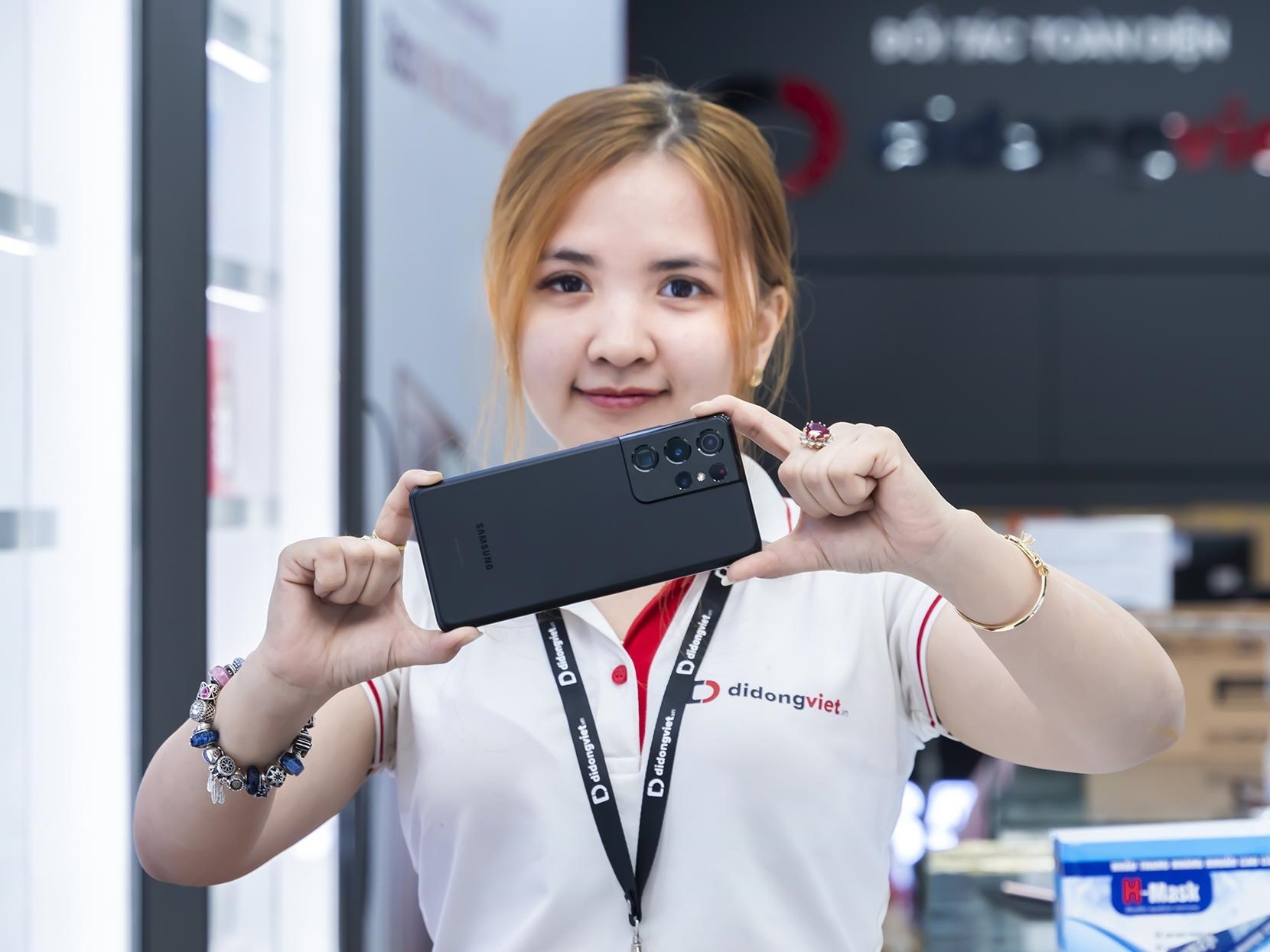 Galaxy S21 Plus 5G, S21 Ultra 5G gia tu 16,6 trieu tai Di Dong Viet hinh anh