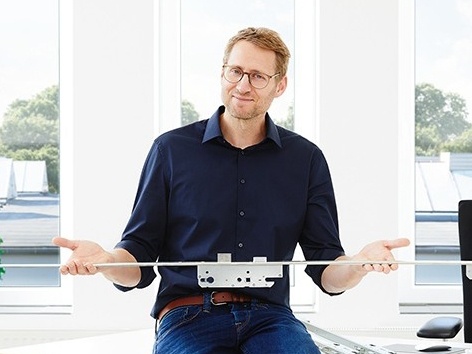 Tap doan Siegenia cung cap giai phap phu kien cua tu Duc hinh anh