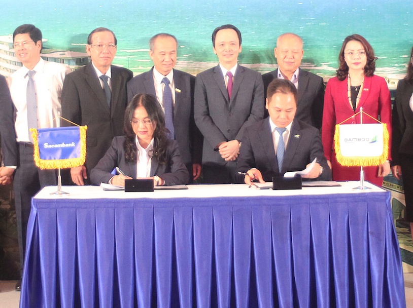 Sacombank va Bamboo Airways hop tac toan dien hinh anh