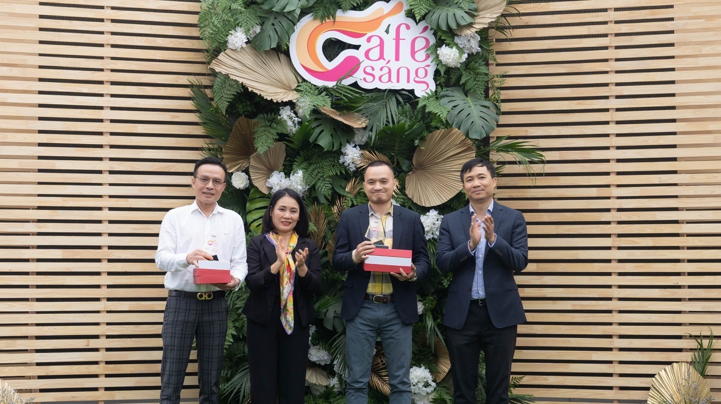 Cafe sang,  VTV3 anh 4