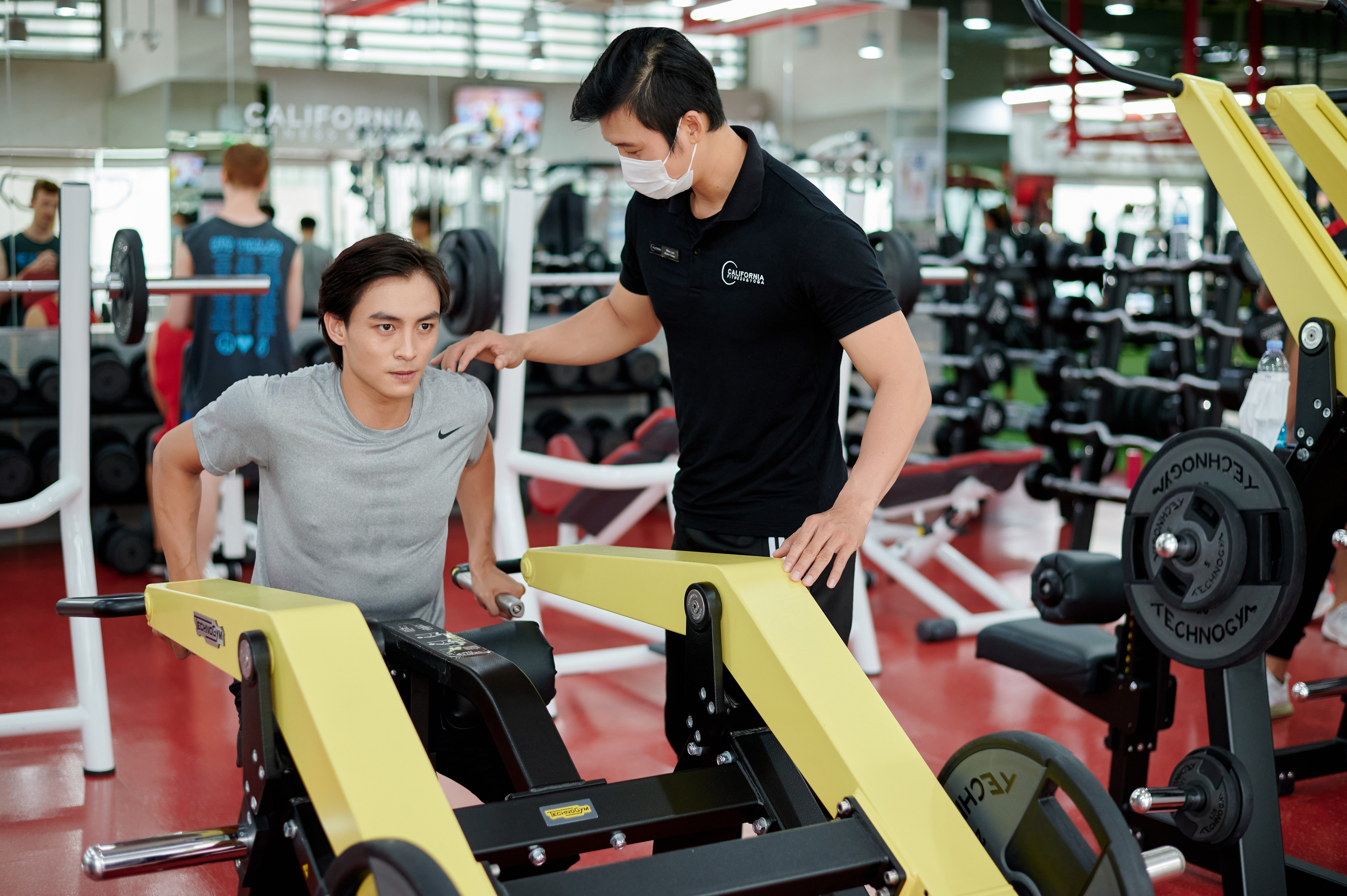 California Fitness tim 20.000 nguoi lap ky luc thay doi hinh the hinh anh