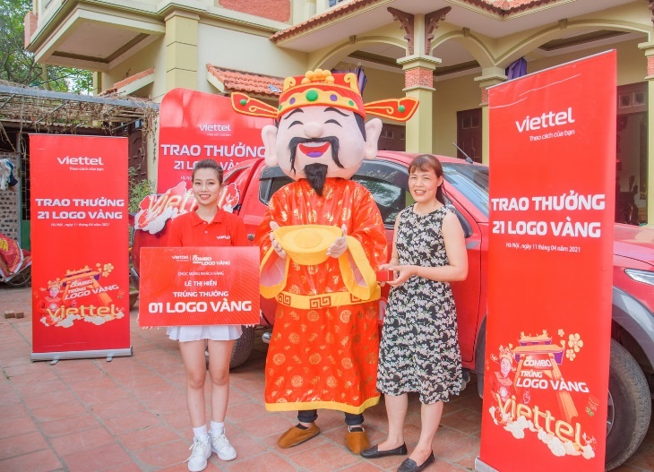 Viettel den tan nha trao thuong logo vang cho khach hang may man hinh anh