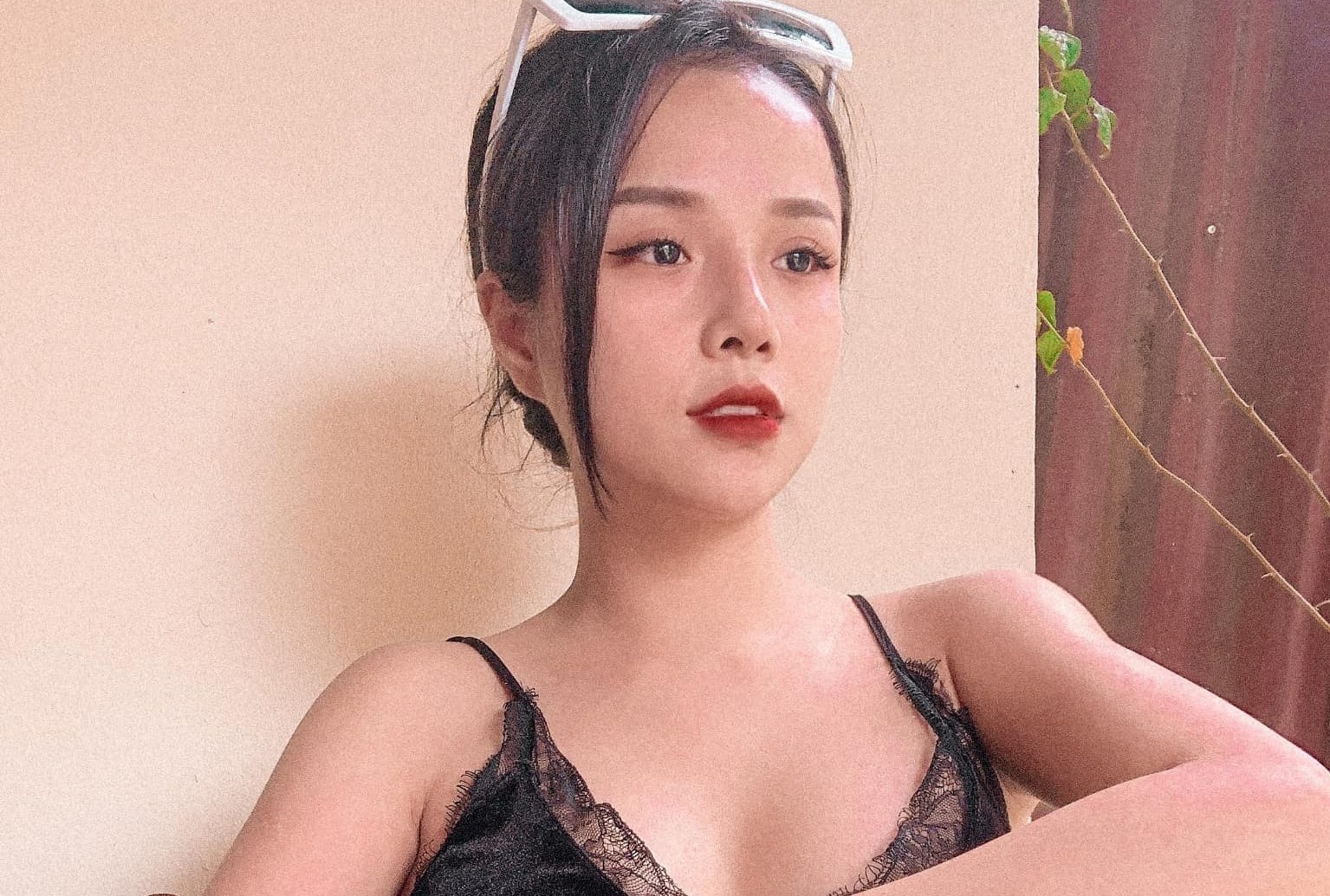 10 ban hit cua cac nu ca si Viet duoc yeu thich trong quy I hinh anh