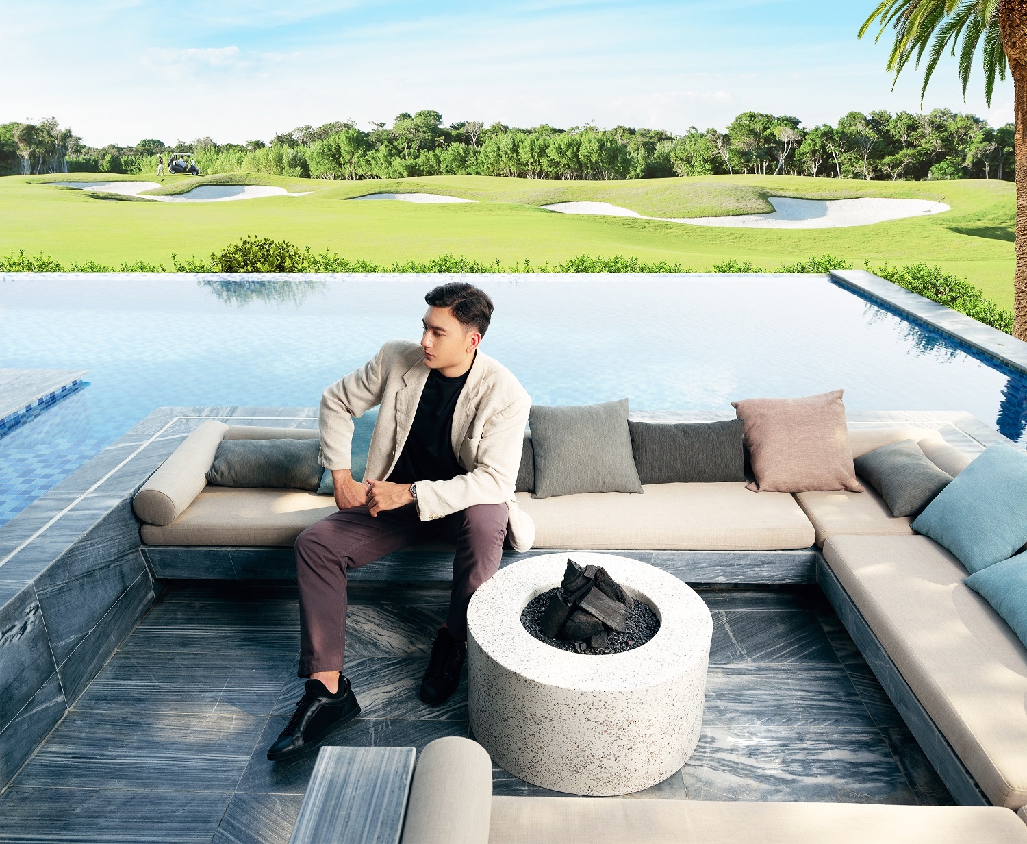 Dang Van Lam,  Novaland anh 13