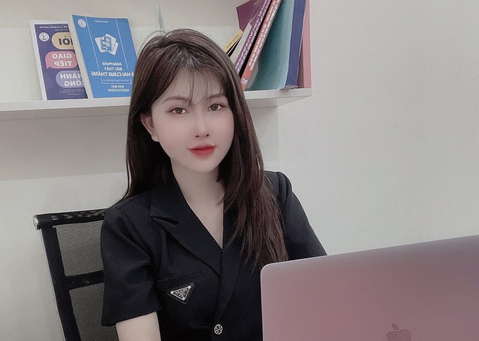 CEO Nguyen Trang: 'Thoi trang la khai niem gan lien voi cuoc song' hinh anh