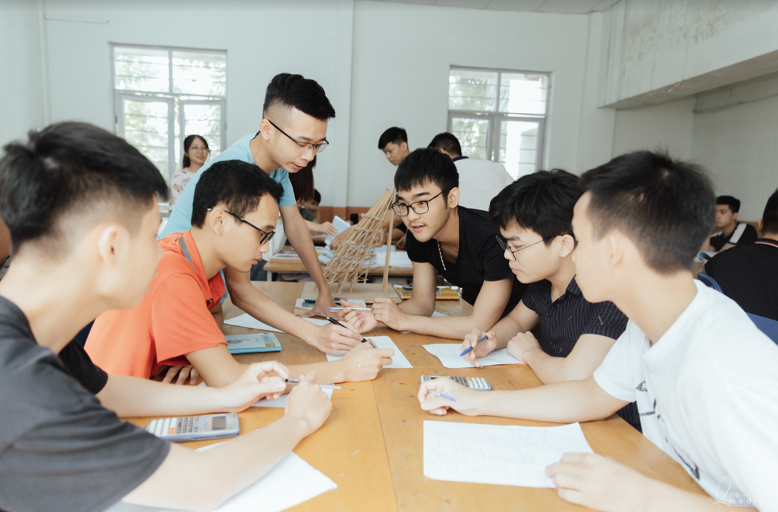 truong Dai hoc Kien truc Ha Noi anh 2