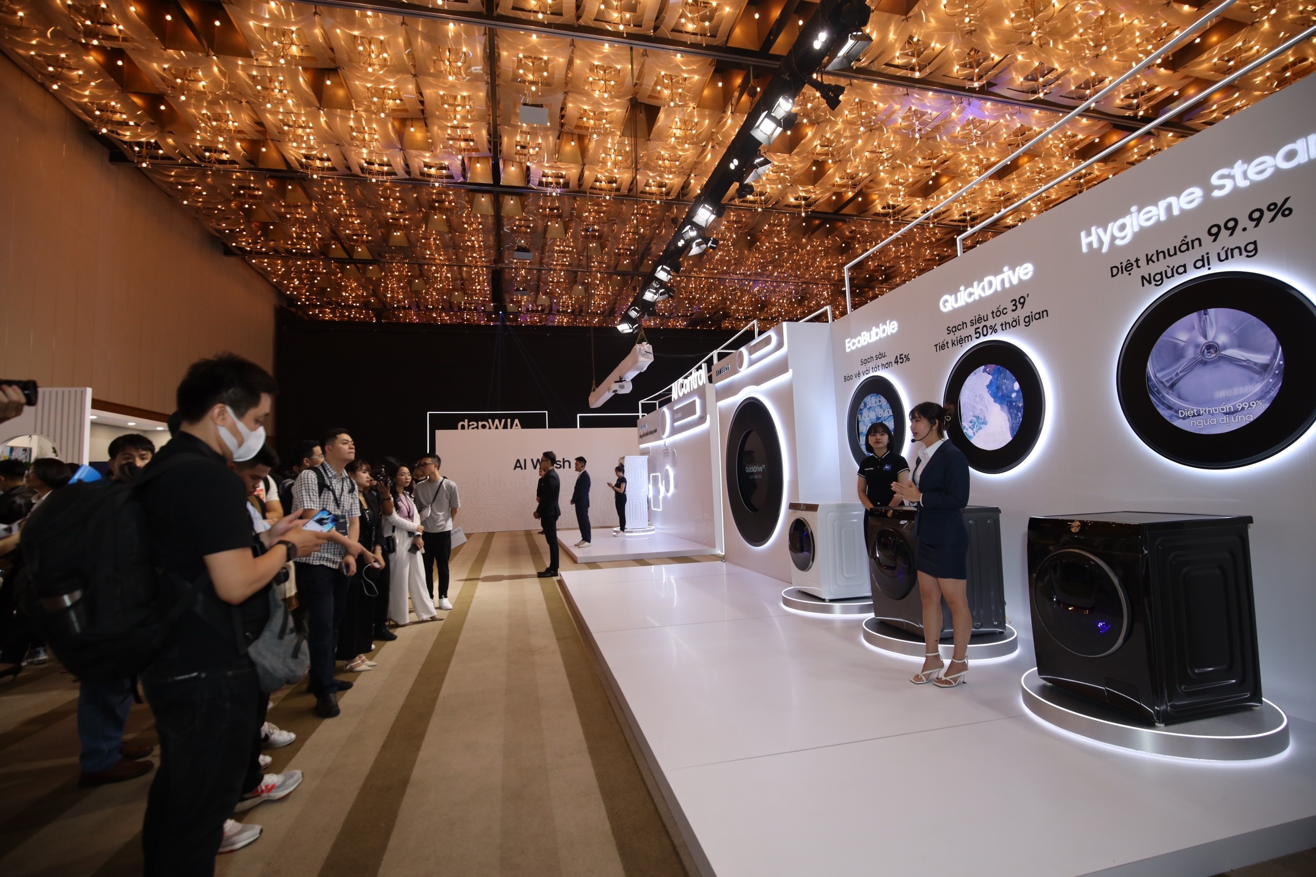 su kien ra mat san pham samsung anh 1