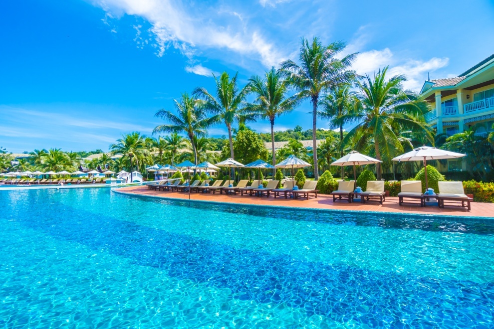 Giai ma xu huong du lich mua he cua gioi tre hinh anh