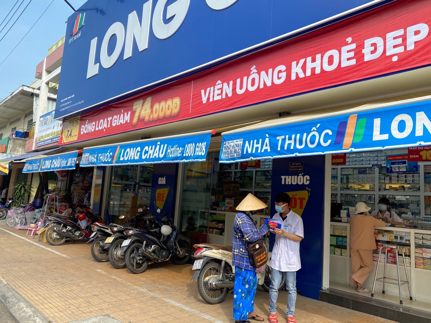 fpt long chau,  nha thuoc se chia anh 2