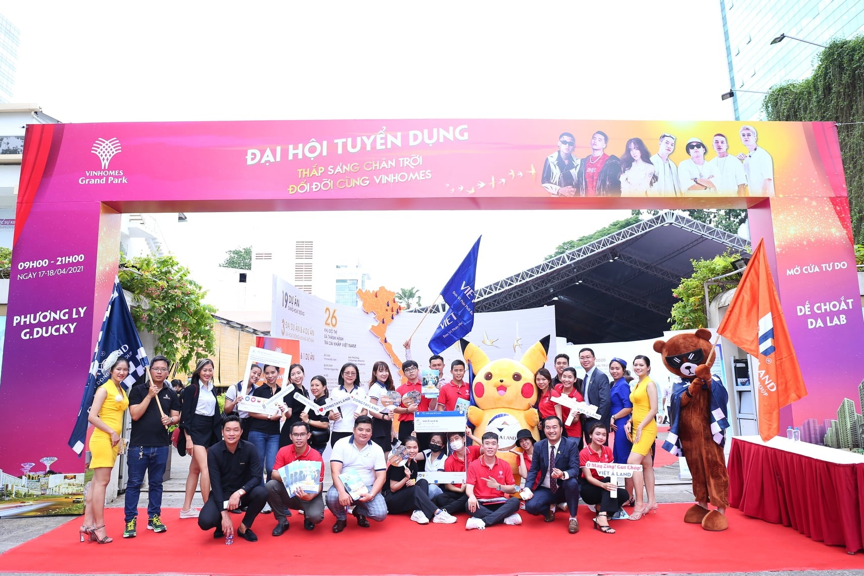 Dai hoi tuyen dung Vinhomes anh 1