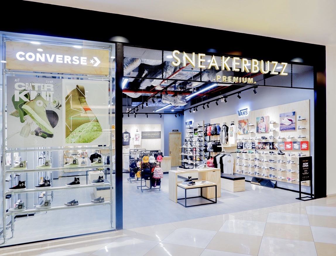 Sneaker Buzz khai truong cua hang tai Ha Noi hinh anh