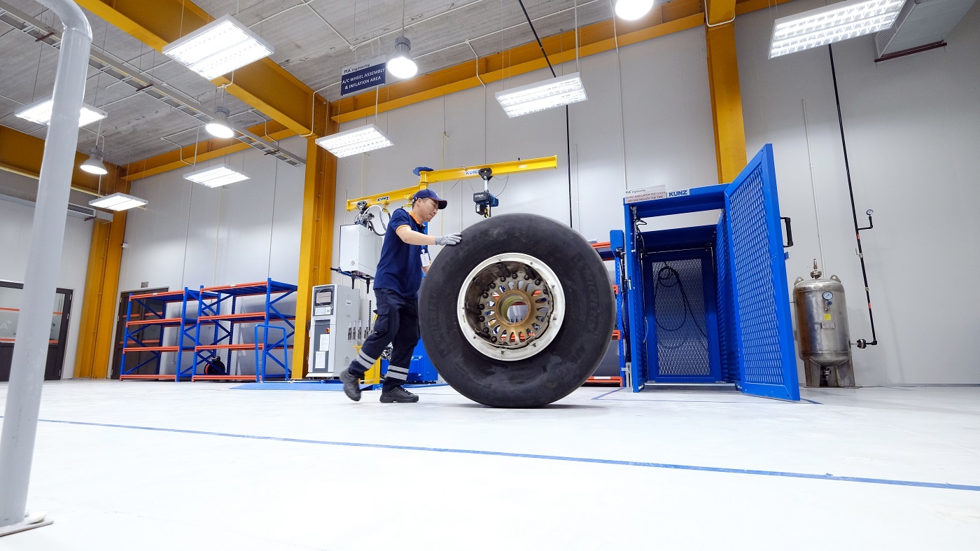 dich vu hang khong,  ky thuat hang khong anh 2