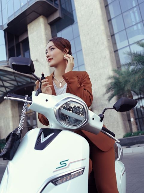 xe may dien,  vinfast anh 3