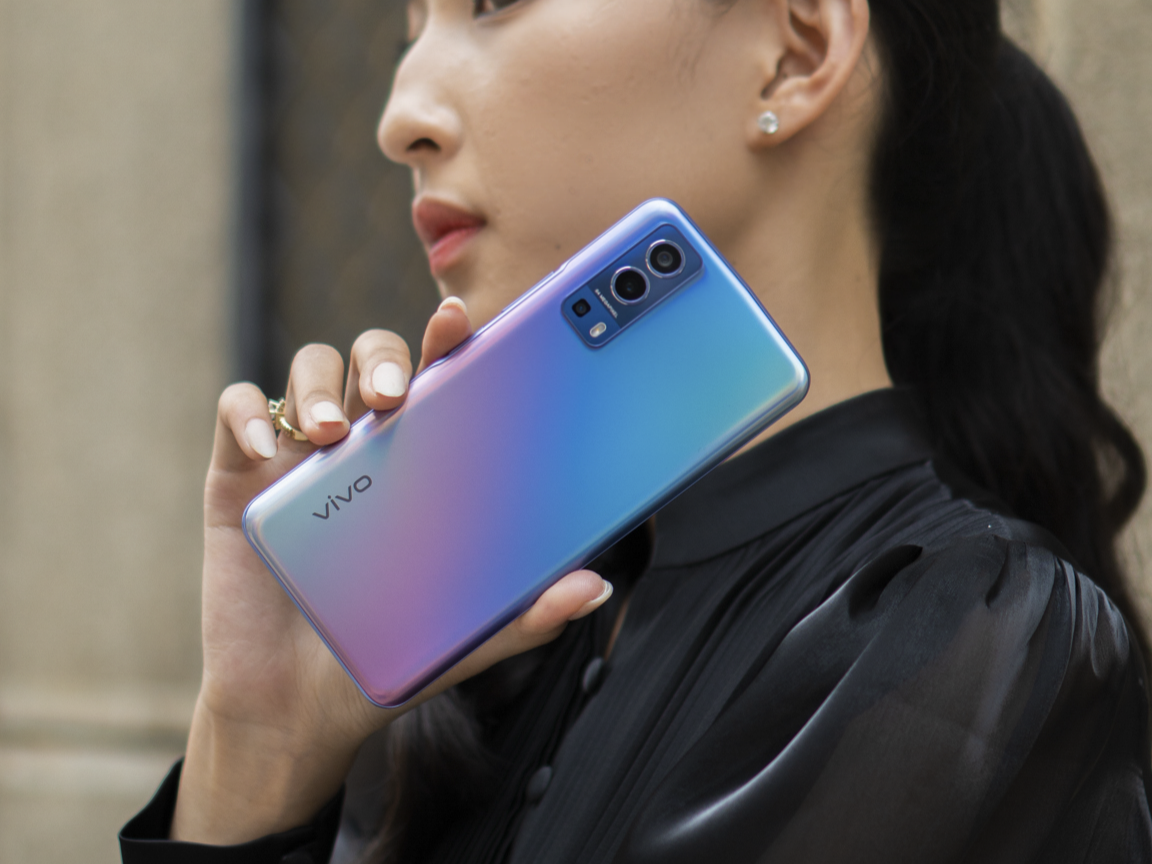 vivo,  vivo Y72 5G anh 3
