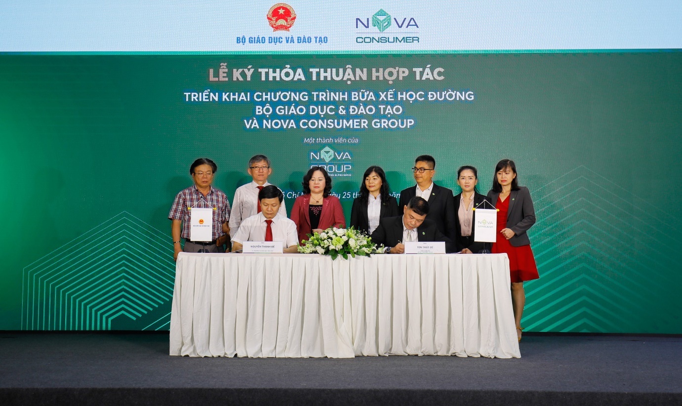 Nova Consumer Group anh 1