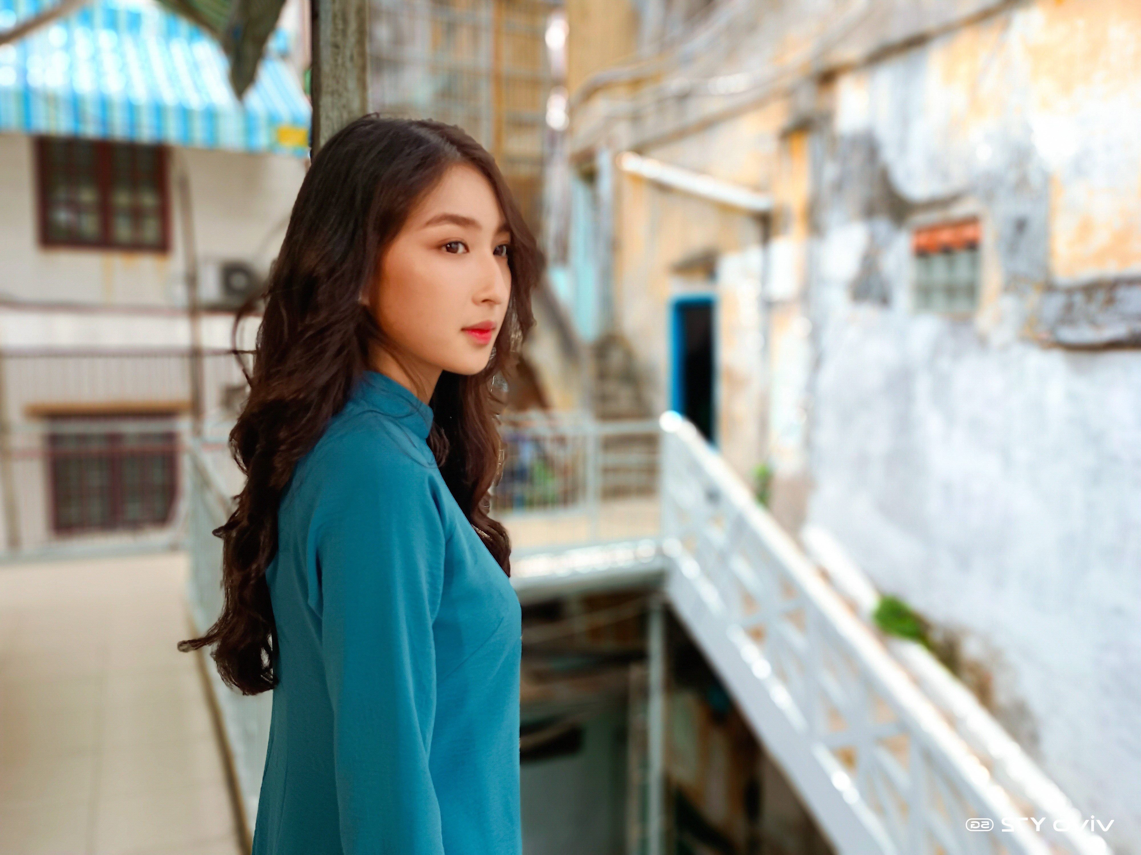 TP.HCM hoai niem va hien dai qua lang kinh vivo Y72 5G hinh anh