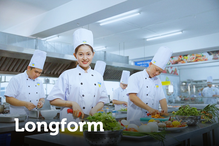 Nganh hoc du lich - nha hang - khach san se lay lai loi the hau Covid? hinh anh