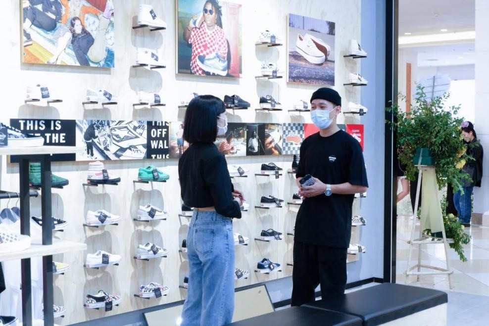 Sneaker Buzz ảnh 6 Sneaker Buzz anh 6