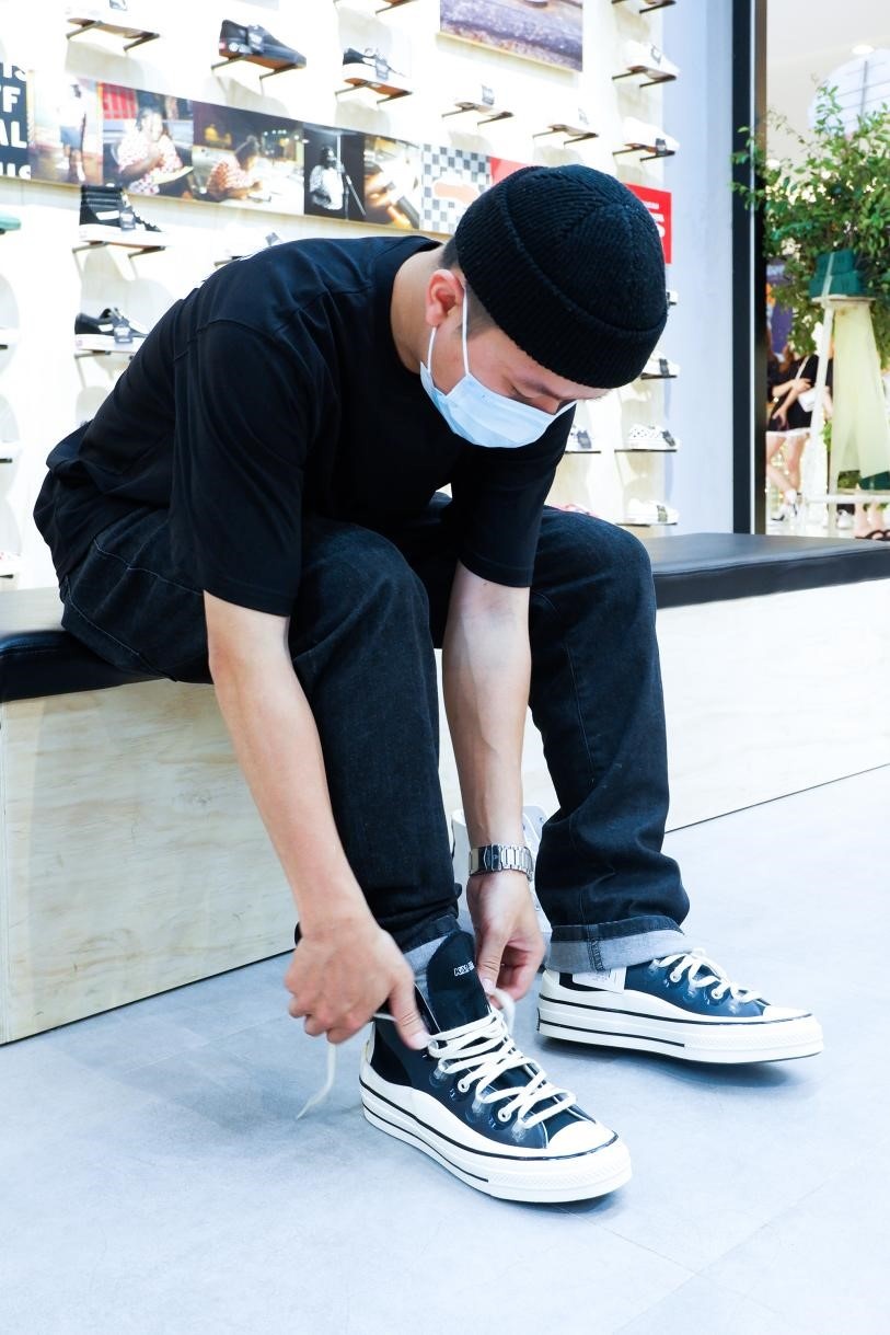 Sneaker Buzz ảnh 7 Sneaker Buzz anh 7
