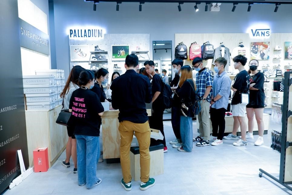 Sneaker Buzz ảnh 10 Sneaker Buzz anh 10