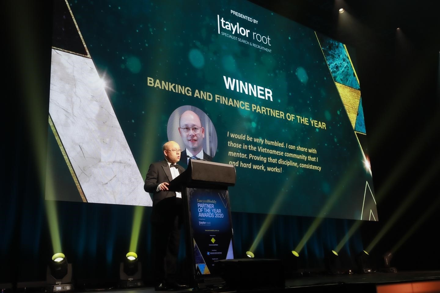 Chia khoa du hoc - Dau an dan chim Viet anh 2