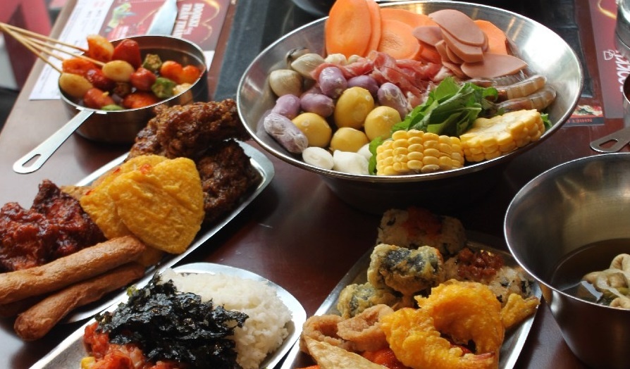 Thuong thuc buffet lau topokki chuan vi Han hinh anh