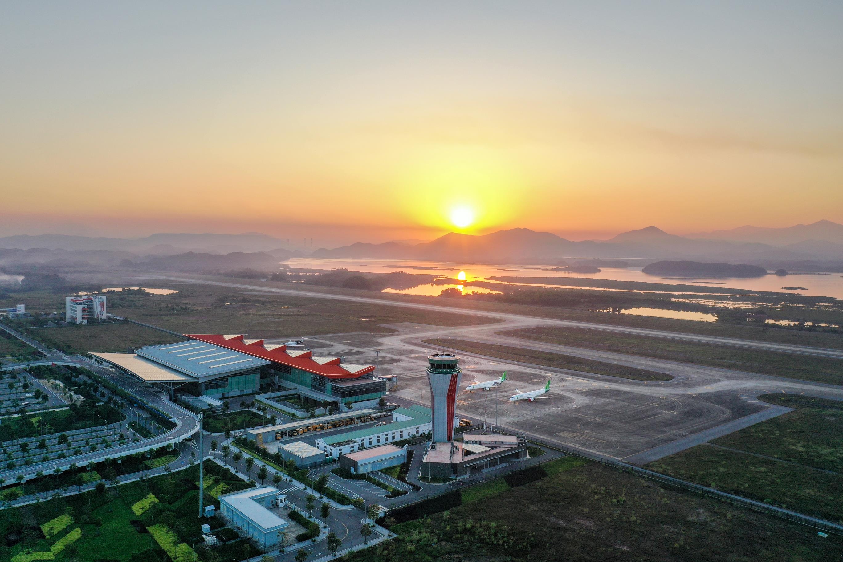 Sun Group,  Cau Vang anh 4