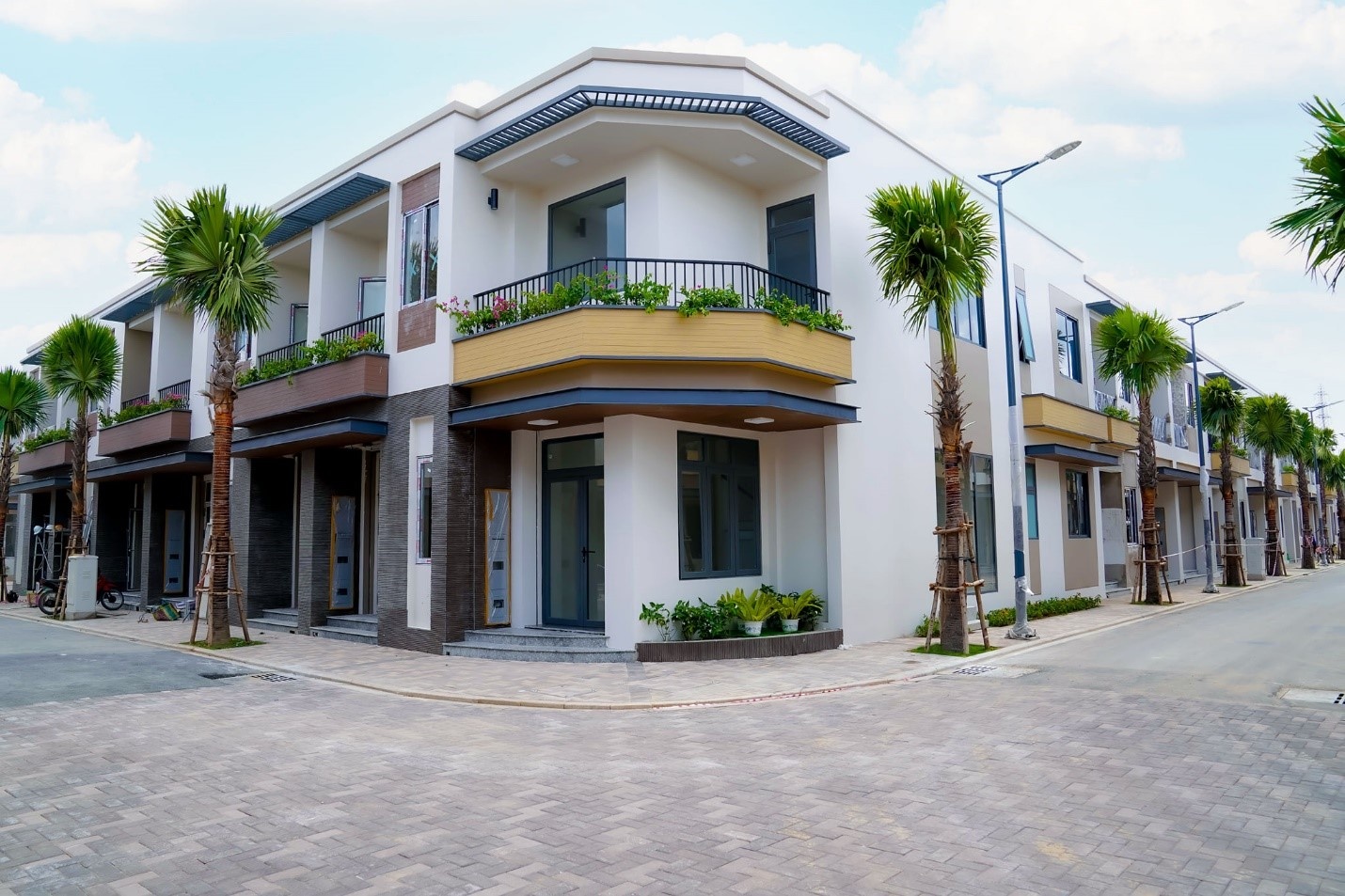 Cat Tuong Group anh 2