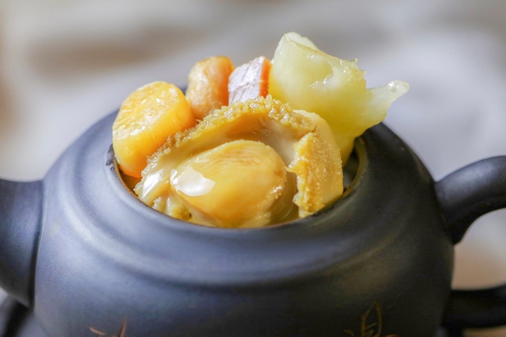 Dim Tu Tac,  canh cungfu anh 2