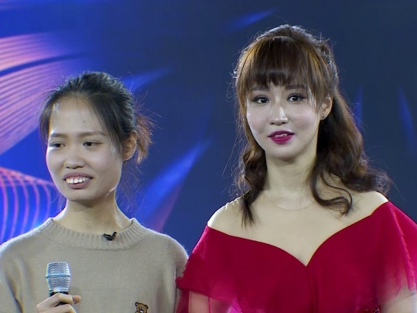 E kip chuyen gia lap ky luc so cuoc tham my cho co gai ma hop, ham ho hinh anh