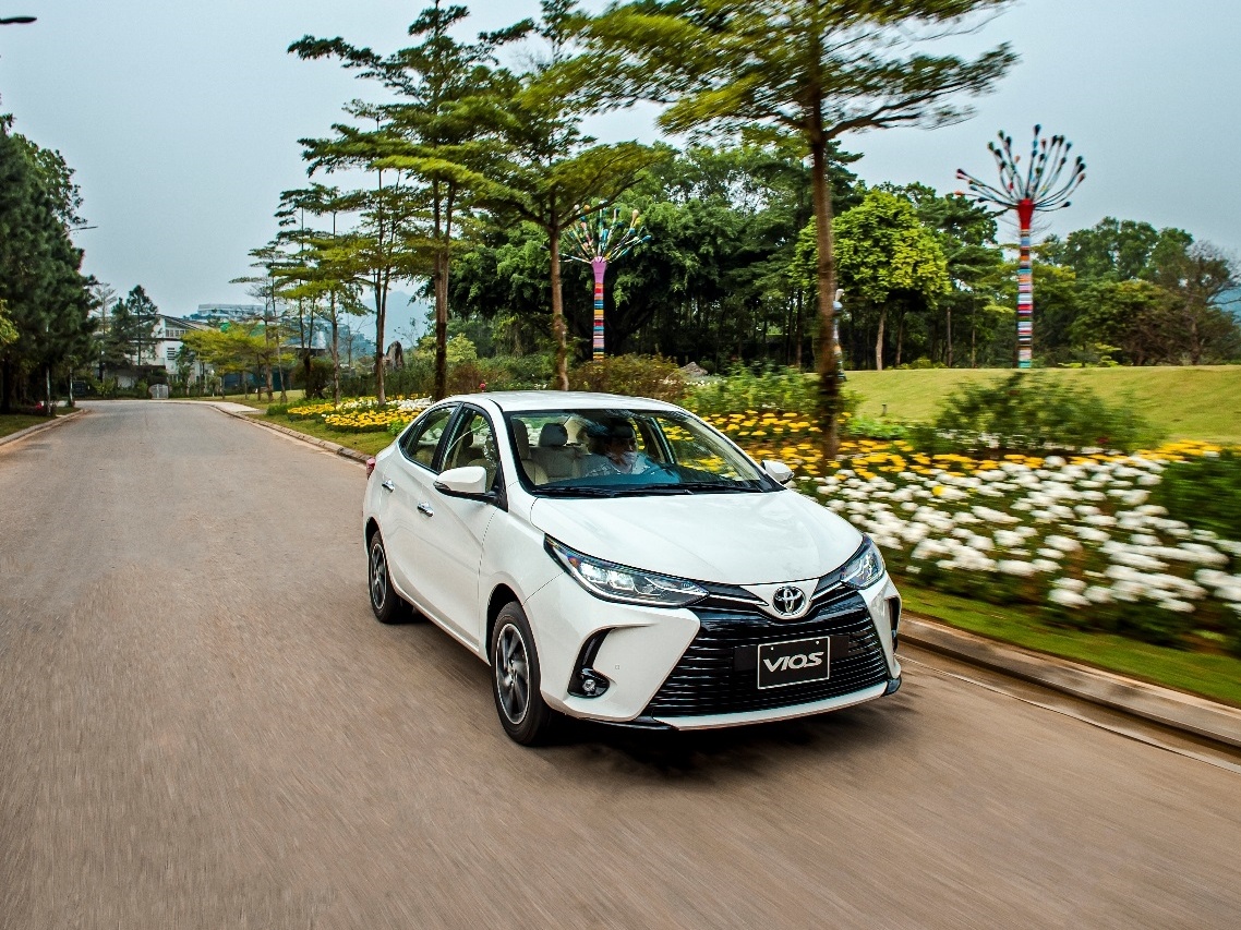 Toyota danh nhieu uu dai cho khach mua Vios 2021 hinh anh