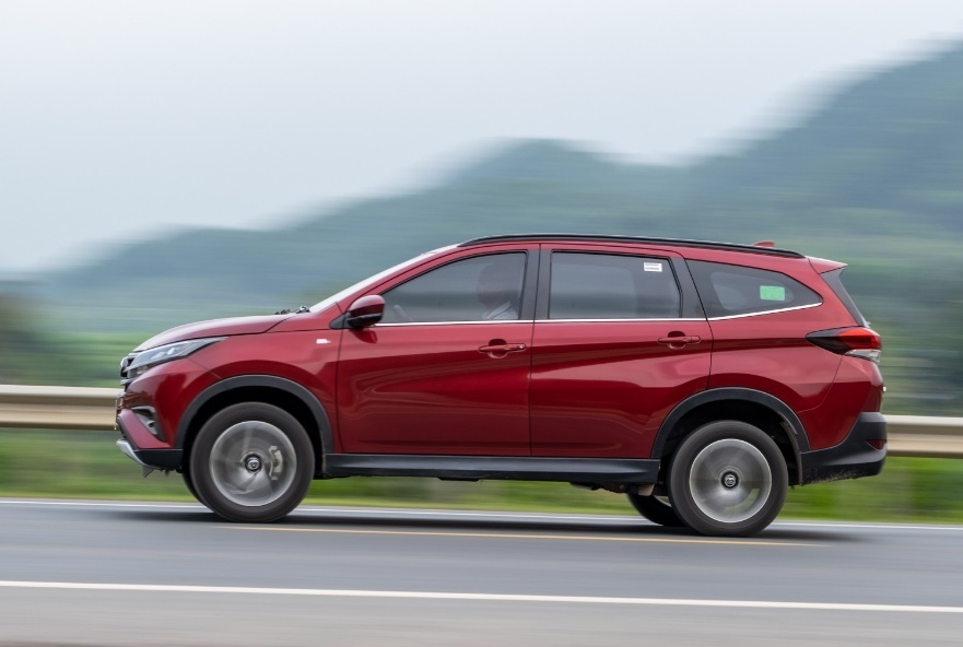 Toyota Rush,  xe o to uu dai anh 2