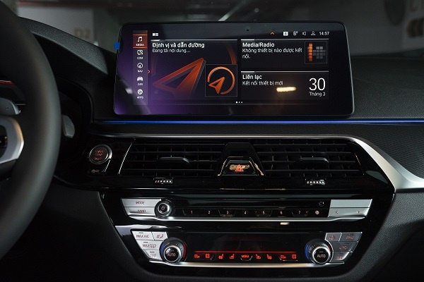 BMW 5 Series 2021 anh 7