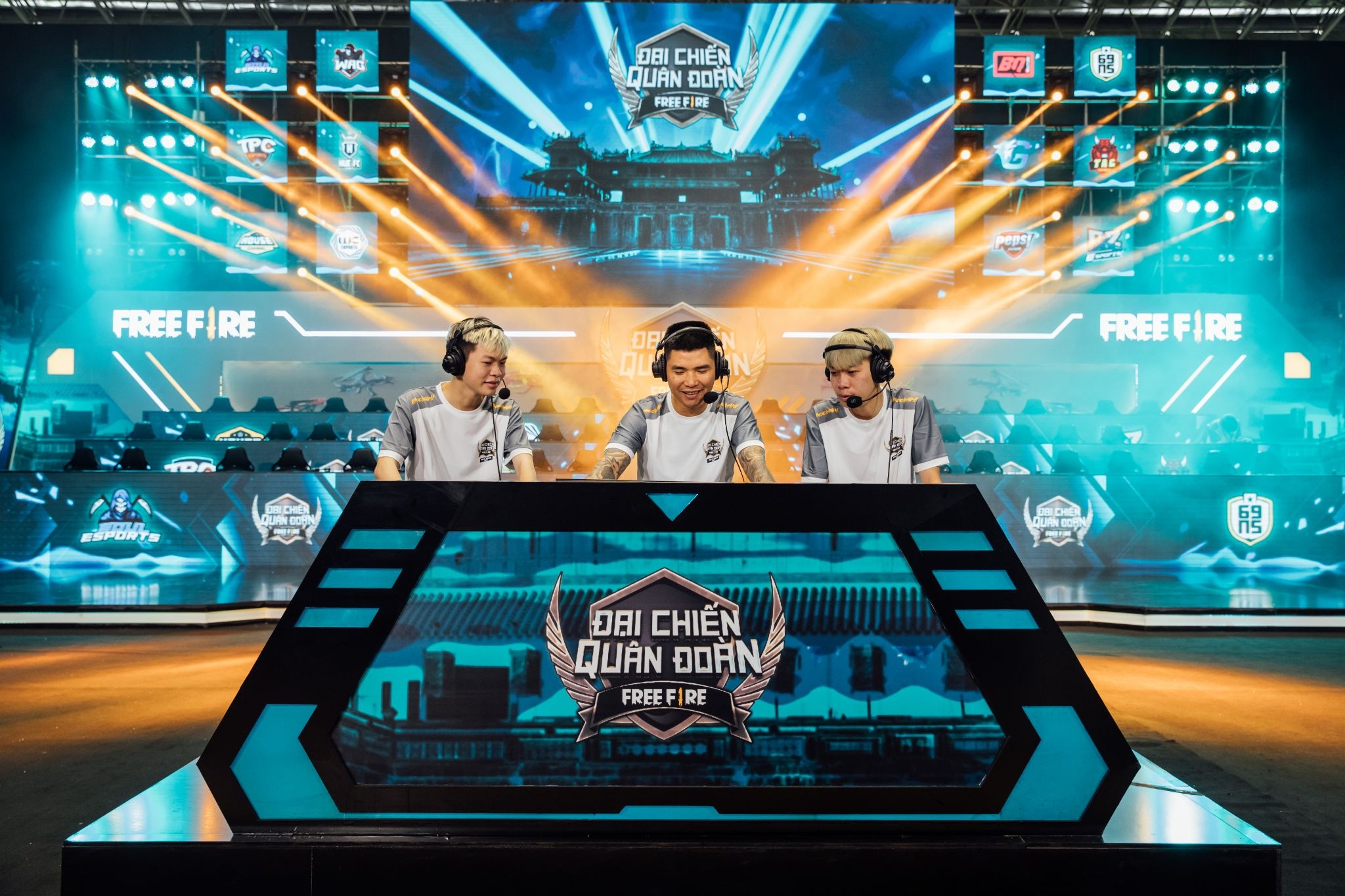 Dai Chien Quan Doan mua Xuan anh 3