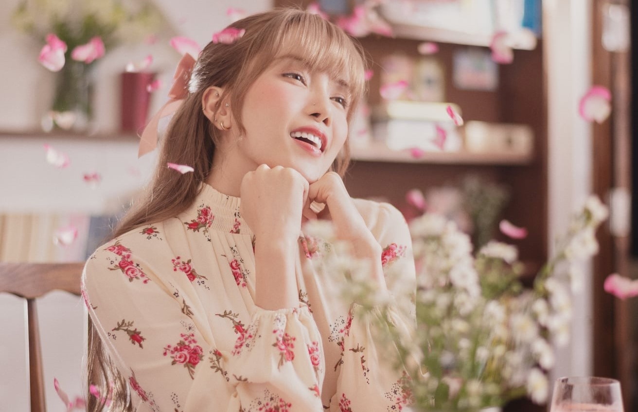 Thieu Bao Tram,  Zing MP3 anh 2