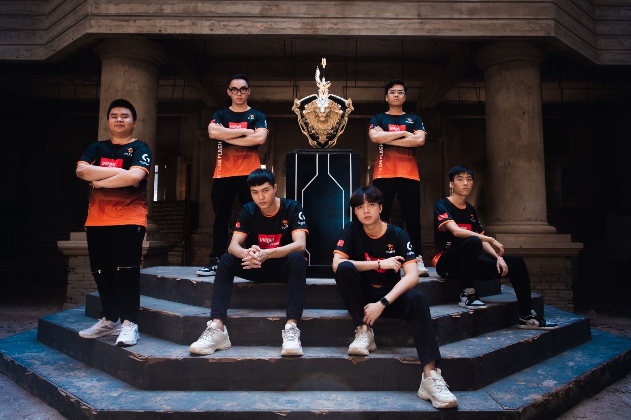 He lo so tien thuong ky luc tai chung ket DTDV mua xuan 2021 hinh anh