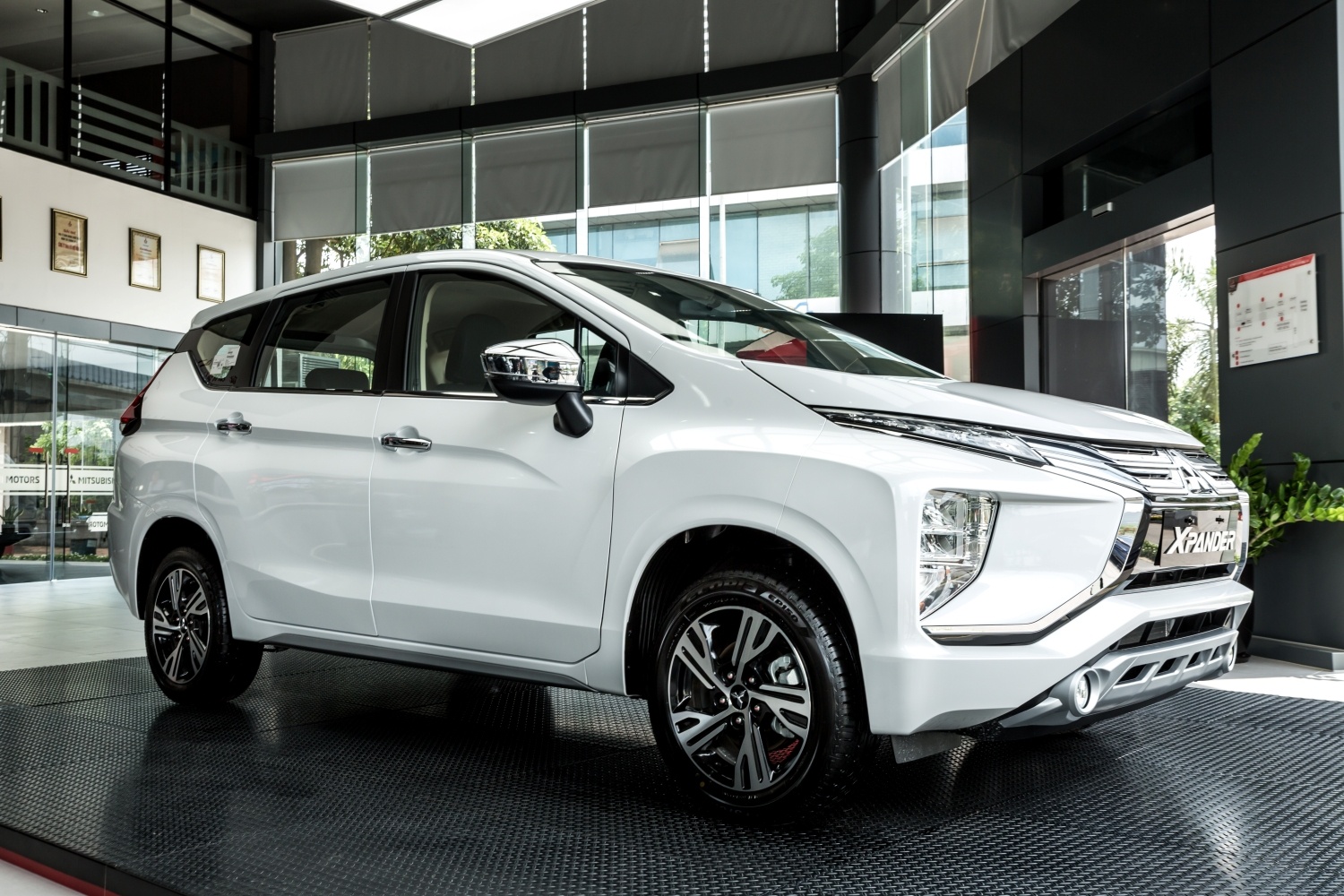 Mitsubishi,  chương trình ưu đãi ảnh 2 Mitsubishi,  chuong trinh uu dai anh 2